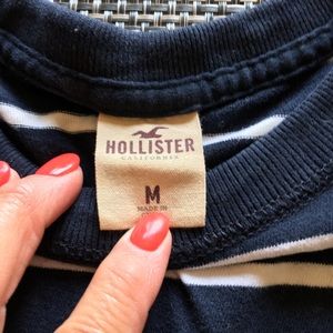 Hollister young mans tshirt